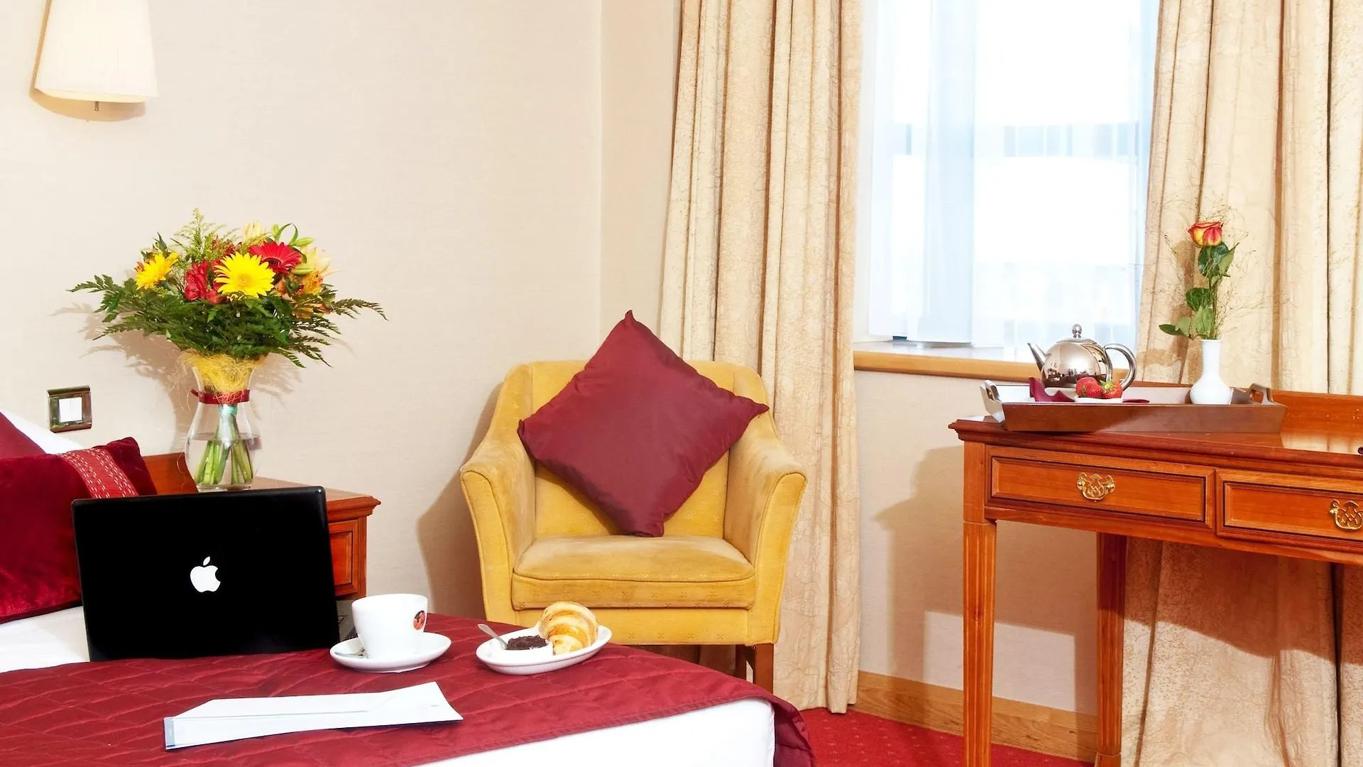 Eyre Square Hotel Galway